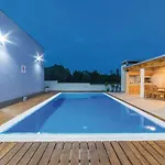 Apartment Two-bedroom In Veli Rat