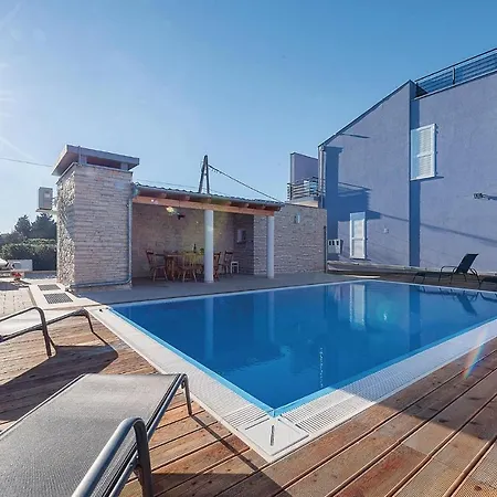 Two-bedroom In * Veli Rat