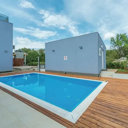 Two-bedroom In 아파트